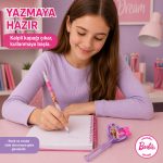 BakGelAl Barbie Lisanslı Silgili Geçmeli Kalem – Kalp Başlıklı Figürlü Çocuk Okul Kalemi - Görsel 6