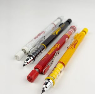 Lisanslı uçlu Galatasaray kalem 4 renk