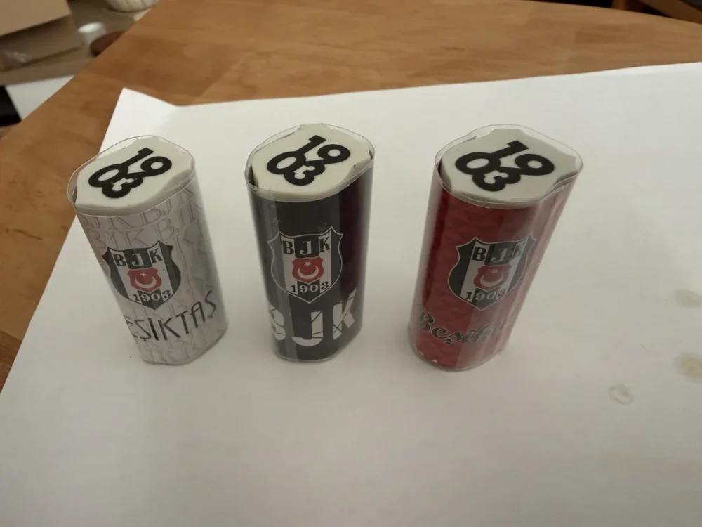 Beşiktaş Lisanslı Amblem Şeklinde Silgi – BJK Logolu Taraftar Silgisi - Görsel 8