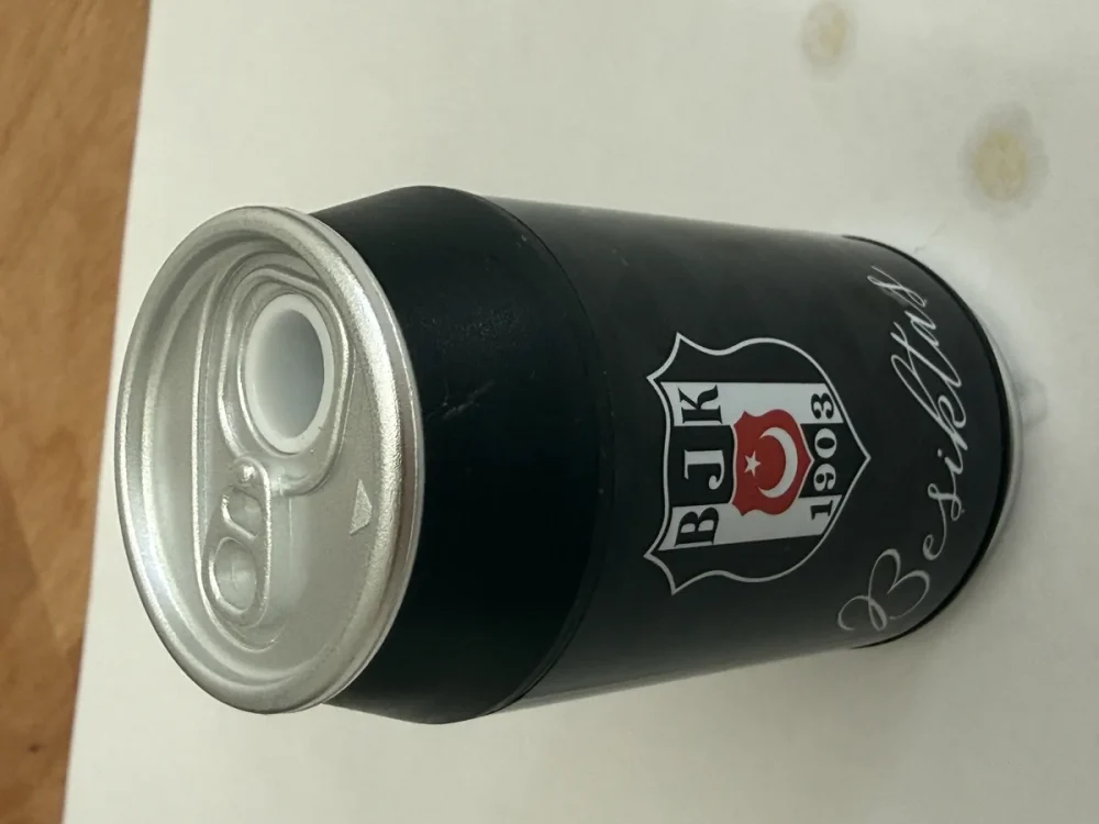 Beşiktaş Lisanslı Kutu Kola Şeklinde Kalemtıraş ve Silgi – BJK Taraftar Kırtasiye - Görsel 9