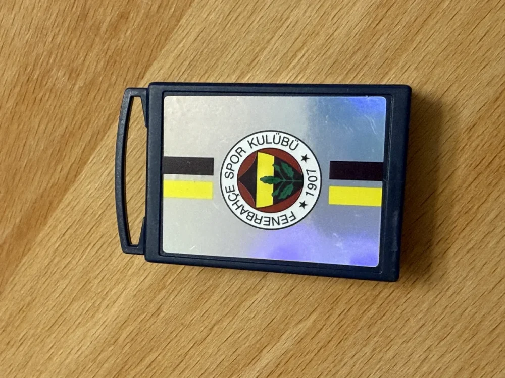 Fenerbahçe Lisanslı Sihirli Silgi – Kutulu Sarı Lacivert Taraftar Silgisi - Görsel 7