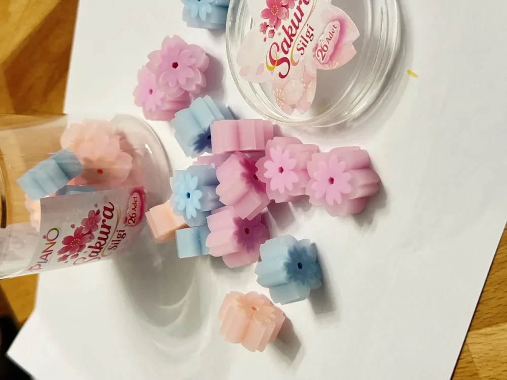 Sakura Kavanoz Silgi – Çiçek Şeklinde Mini Silgiler Kavanozda - Görsel 8